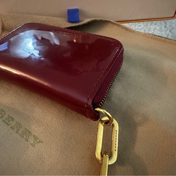 Burberry Deep Burgundy Patent Leather Key Holder - Picture 11 of 12